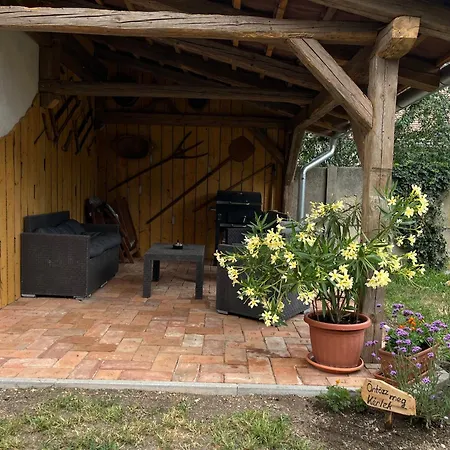 Antik Porta-hangulatos Parasztház Kerttel,borospincével és Infraszaunával Casa de Férias *
